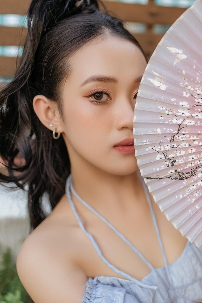 女性薄毛のHARG治療での成功症例はどのようなものですか？