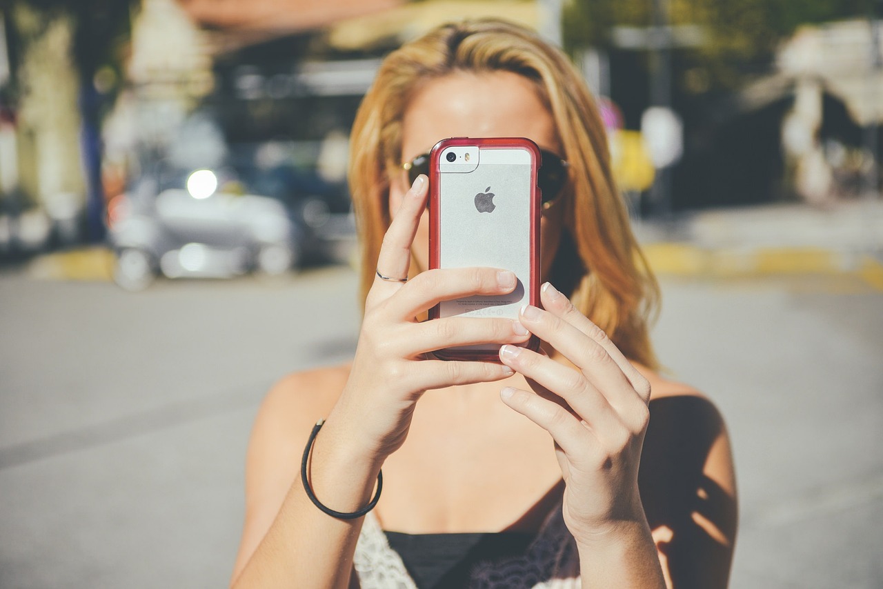 女性薄毛の頭皮に関するAI評価の写真はどのように活用できる？
